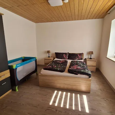 Haus Mitten In Herzen Von Apartment Guenzburg