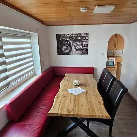 Haus Mitten In Herzen Von *