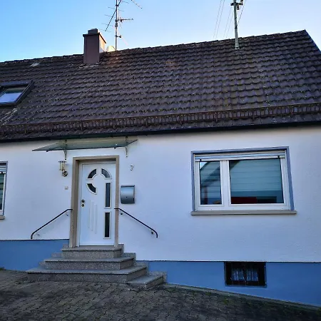 Haus Mitten In Herzen Von *